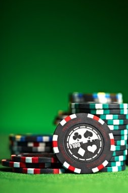 qqbet303 mobile app dashboard showing live-dealer tables and sportsbook